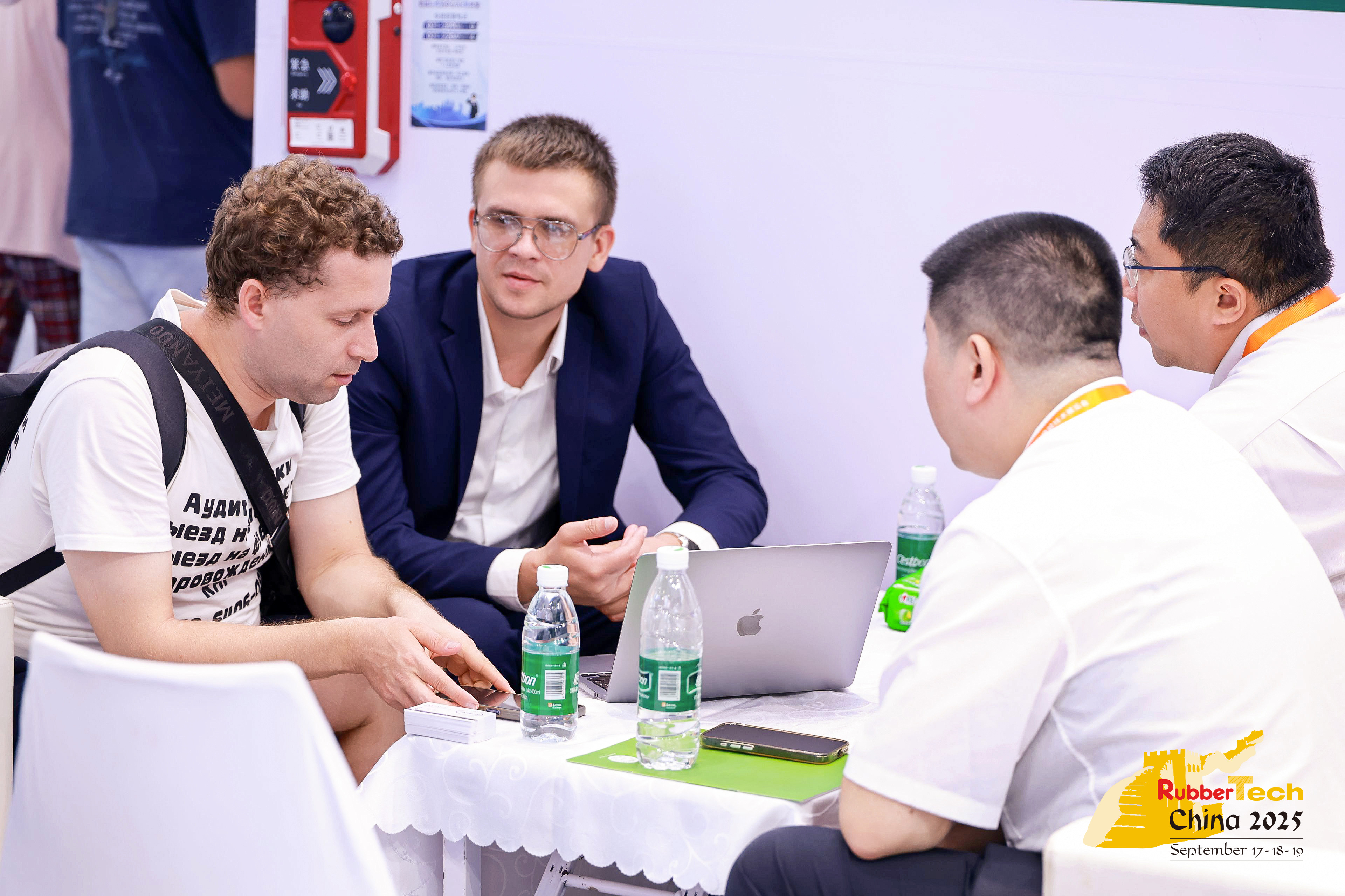 Polykem در نمایشگاه Rubbertech China 2025 شرکت کرد. لحظات هیجان انگیز!